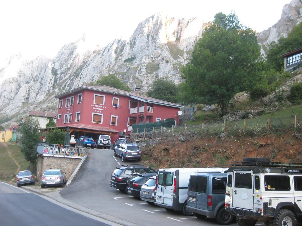 Hostal El Duje Tielve Екстериор снимка