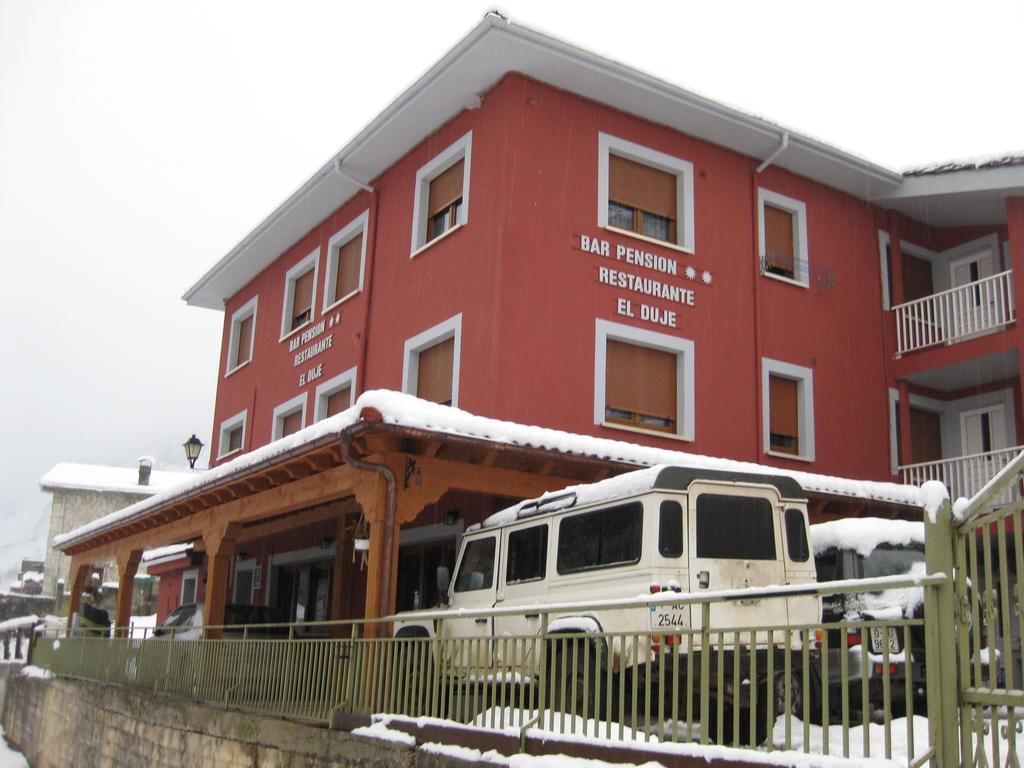 Hostal El Duje Tielve Екстериор снимка