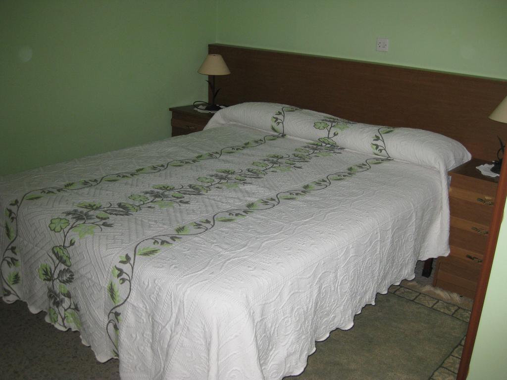 Hostal El Duje Tielve Екстериор снимка